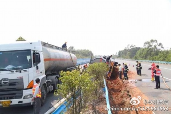 永州零陵区通报罐车侧翻致粗苯泄漏：已筑坝截留清理转运，城区供水正常