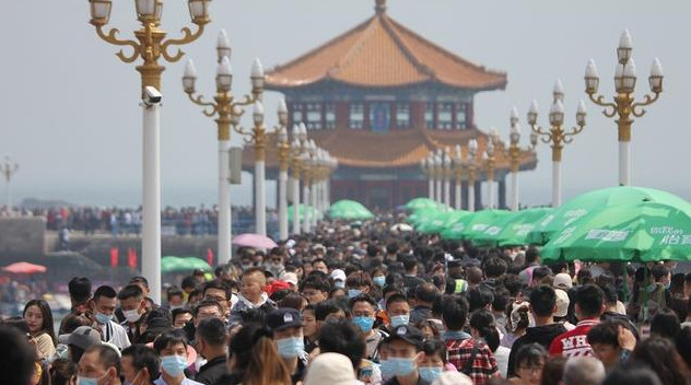 “人从众你人从众……”直击全国各地正月初五迎财神现场